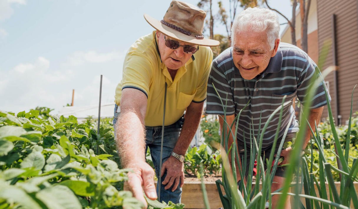 From Garden to Table: How Pacific Lakes Encourages Sustainable Living for Modern Retirees